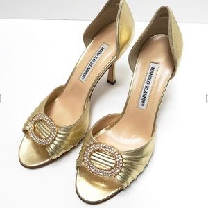 Manolo Blahnik Gold Sedaraby Pumps